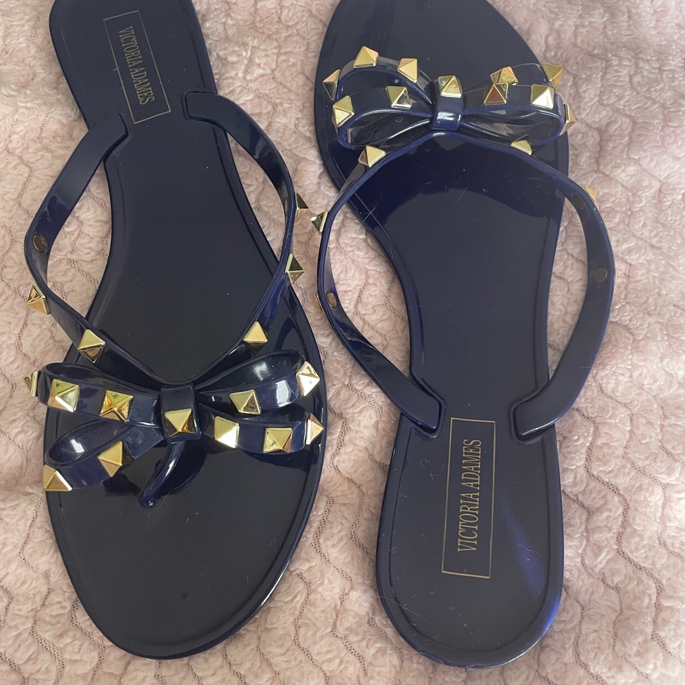 Victoria Ladies Black Sandals with Gold Studs
